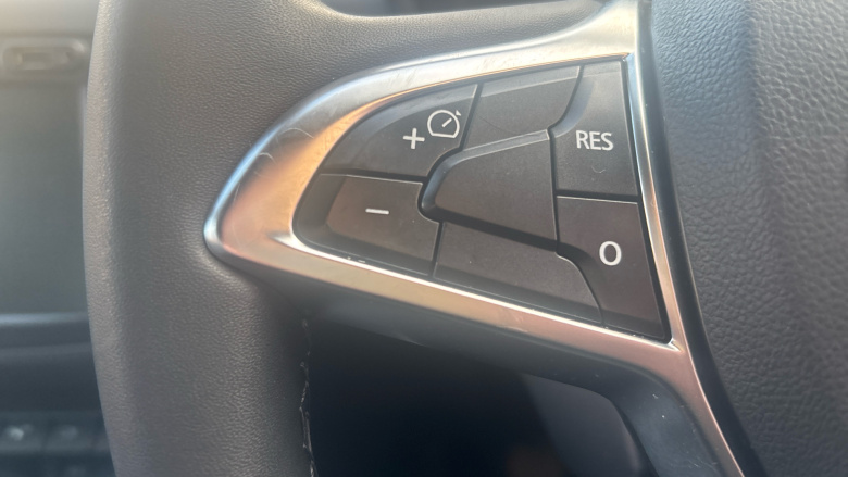 Dacia Duster 1.6 SCe Prestige 5dr Petrol Estate